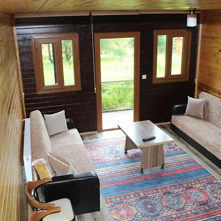 Faraksi Bungalow & 2*