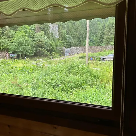 Faraksi Bungalow & 2*